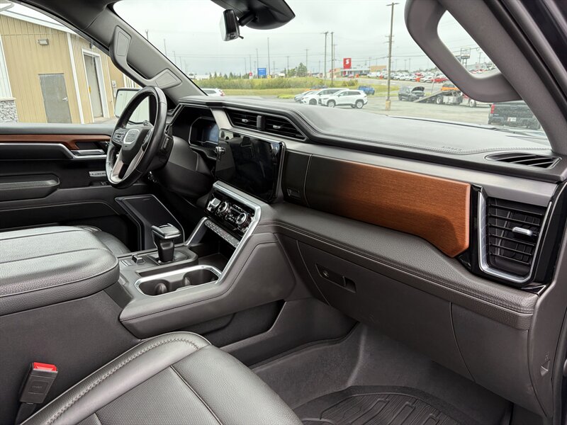 2023 GMC Sierra 1500 Denali - Photo 8 - Clarenville, NL A5A 2C4