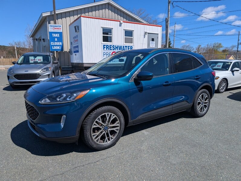2020 Ford Escape SEL   - Photo 1 - St John's, NL A1B 1C2