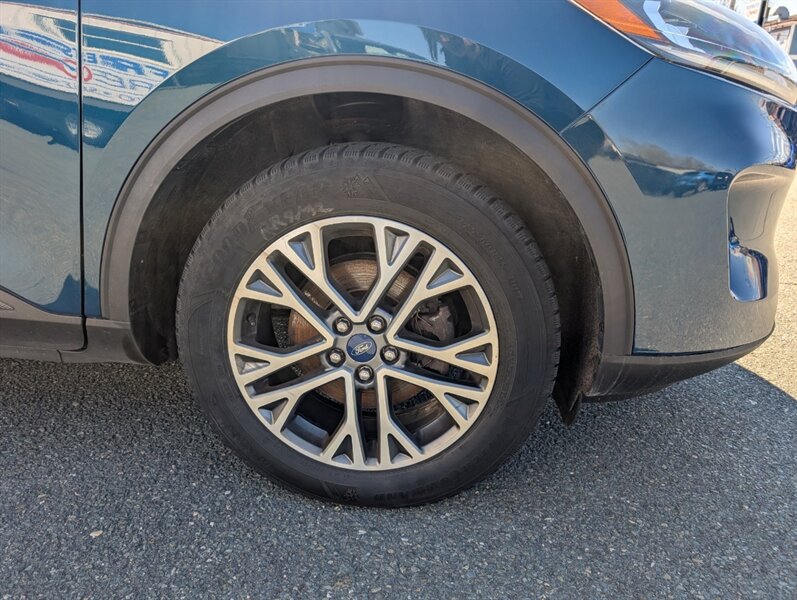 2020 Ford Escape SEL - Photo 5 - St John's, NL A1B 1C2