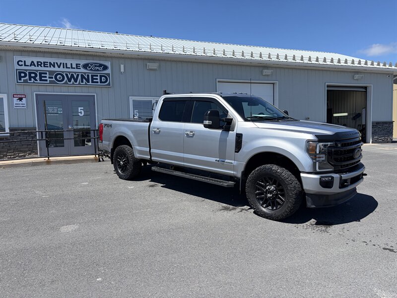 2022 Ford F-250 Super Duty Lariat - Photo 2 - Clarenville, NL A5A 2C4