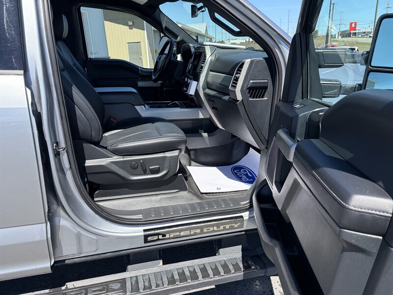 2022 Ford F-250 Super Duty Lariat - Photo 5 - Clarenville, NL A5A 2C4