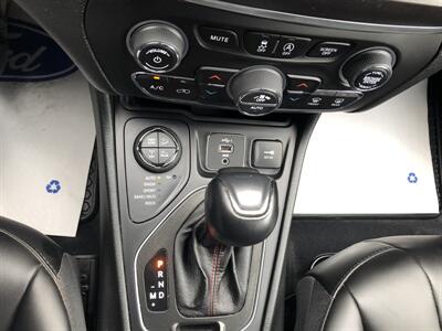 2022 Jeep Cherokee Trailhawk   - Photo 11 - Clarenville, NL A5A 2C4