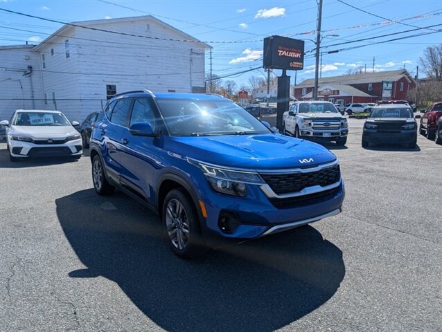 2023 Kia Seltos S - Photo 3 - St John's, NL A1B 1C2