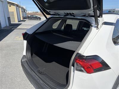 2020 Toyota RAV4 XLE   - Photo 16 - Clarenville, NL A5A 2C4
