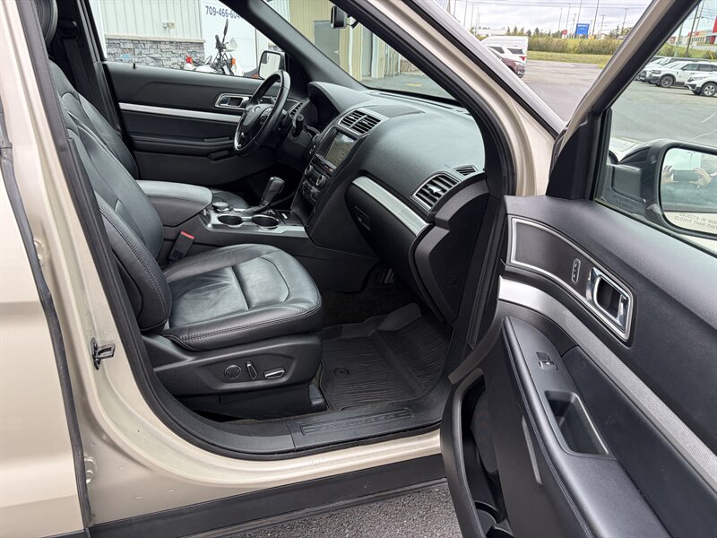 2017 Ford Explorer XLT - Photo 5 - Clarenville, NL A5A 2C4