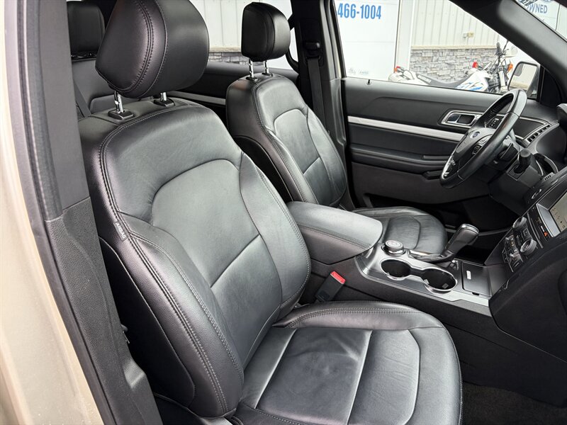 2017 Ford Explorer XLT - Photo 6 - Clarenville, NL A5A 2C4
