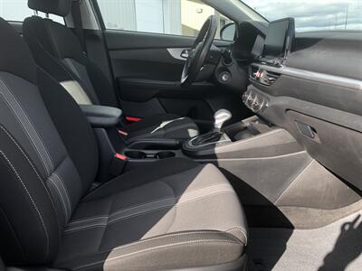 2023 Kia Forte LX   - Photo 7 - Clarenville, NL A5A 2C4