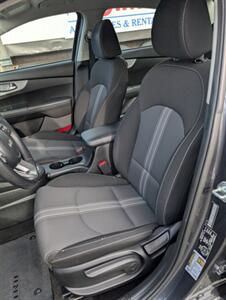 2023 Kia Forte LX   - Photo 8 - St John's, NL A1B 1C2
