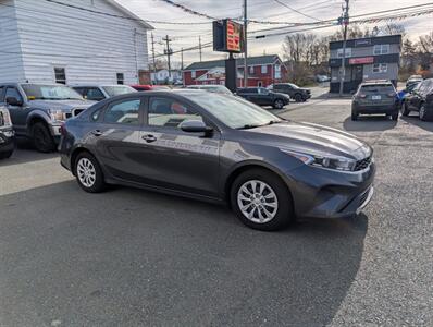 2023 Kia Forte LX   - Photo 3 - St John's, NL A1B 1C2