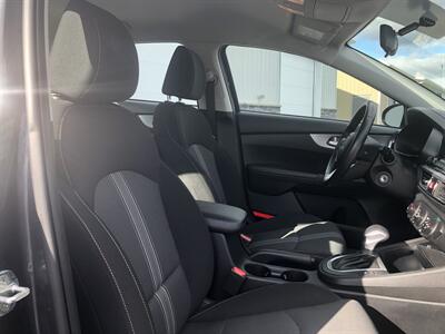 2023 Kia Forte LX   - Photo 6 - Clarenville, NL A5A 2C4