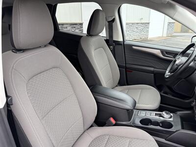 2022 Ford Escape SE - Photo 6 - Clarenville, NL A5A 2C4