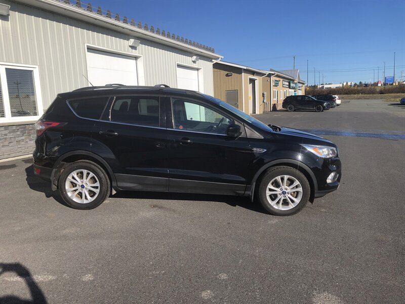 2017 Ford Escape SE  AS IS - Photo 3 - Clarenville, NL A5A 2C4