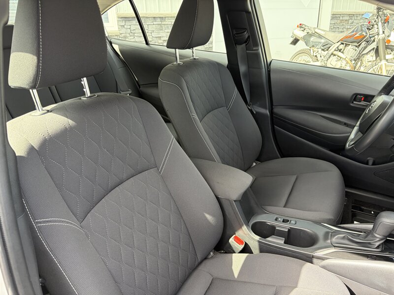 2023 Toyota Corolla Hybrid LE - Photo 6 - Clarenville, NL A5A 2C4
