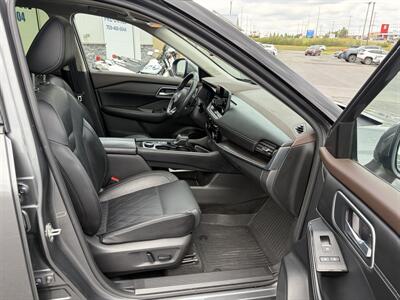 2023 Nissan Rogue Platinum - Photo 4 - Clarenville, NL A5A 2C4