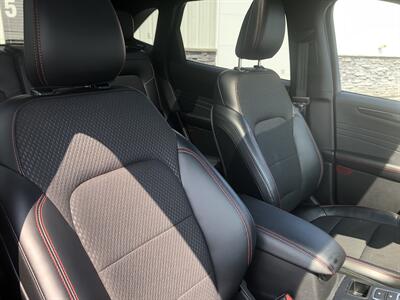 2023 Ford Escape ST-Line Elite   - Photo 7 - Clarenville, NL A5A 2C4