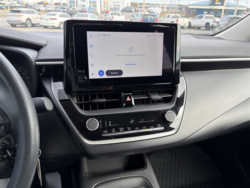 2023 Toyota Corolla LE - Photo 8 - Clarenville, NL A5A 2C4