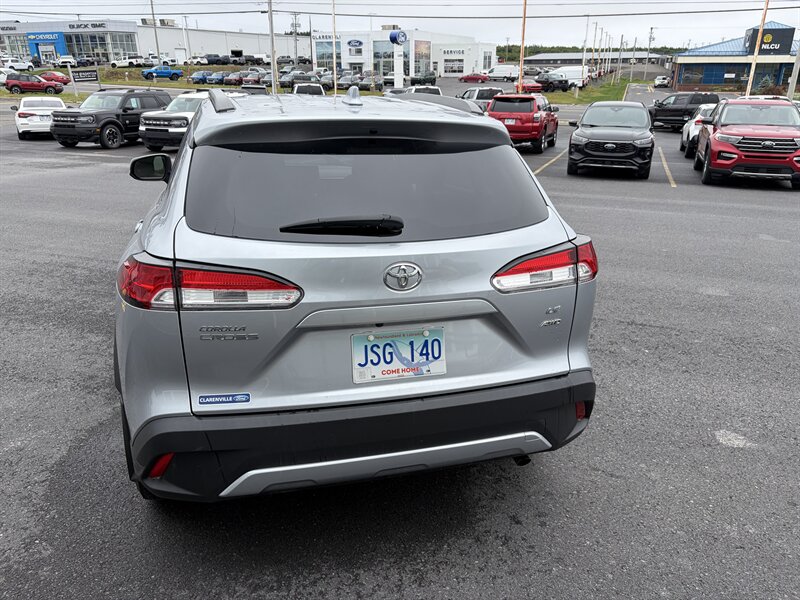 2022 Toyota Corolla Cross LE - Photo 14 - Clarenville, NL A5A 2C4