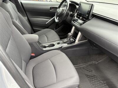 2022 Toyota Corolla Cross LE - Photo 7 - Clarenville, NL A5A 2C4