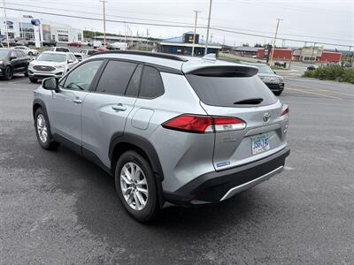 2022 Toyota Corolla Cross LE - Photo 4 - Clarenville, NL A5A 2C4