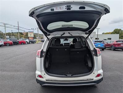 2018 Toyota RAV4 Limited - Photo 6 - St John's, NL A1B 1C2