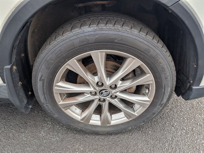 2018 Toyota RAV4 Limited - Photo 4 - St John's, NL A1B 1C2