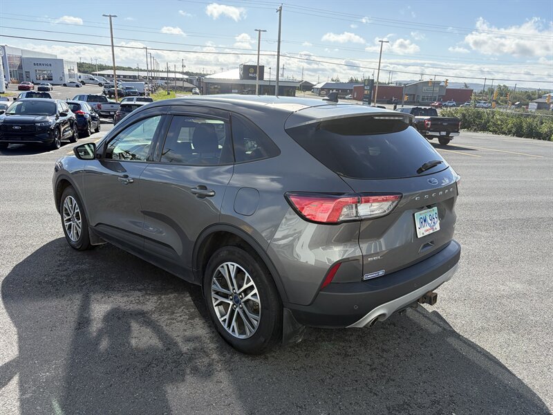2022 Ford Escape SEL - Photo 3 - Clarenville, NL A5A 2C4