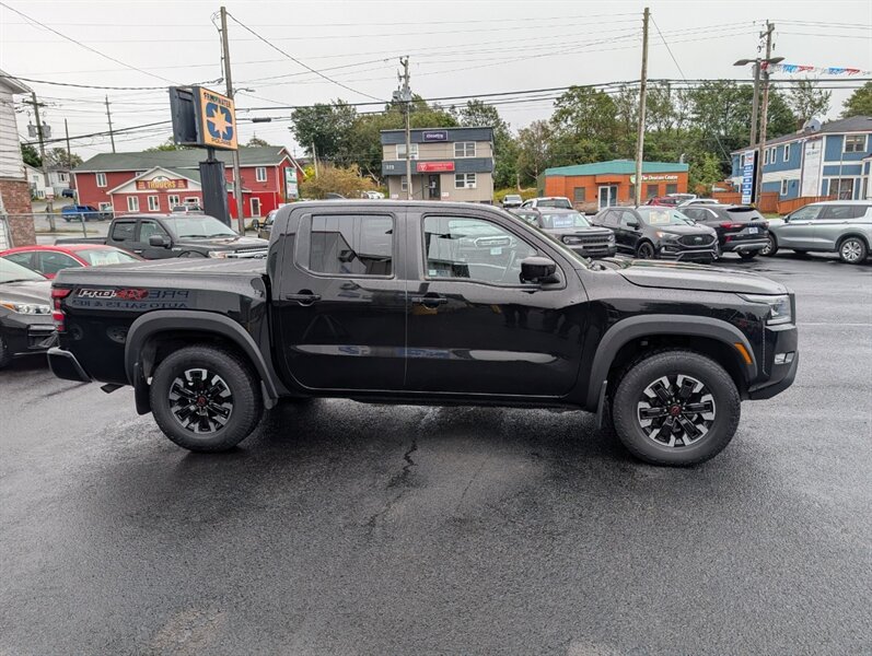 2022 Nissan Frontier PRO-4X - Photo 5 - St John's, NL A1B 1C2