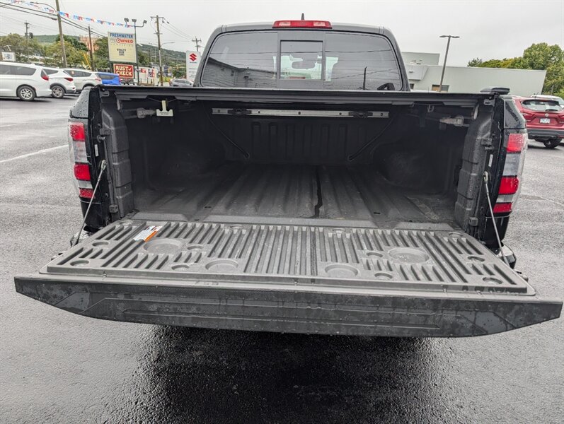 2022 Nissan Frontier PRO-4X - Photo 7 - St John's, NL A1B 1C2