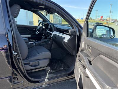 2024 Toyota Tacoma TRD Sport   - Photo 5 - Clarenville, NL A5A 2C4