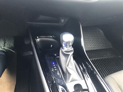 2021 Toyota C-HR XLE   - Photo 9 - Clarenville, NL A5A 2C4