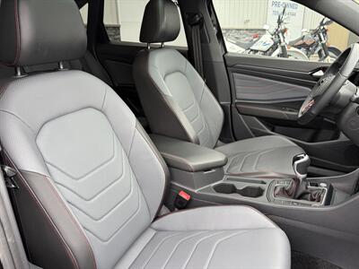 2025 Volkswagen Jetta GLI Autobahn - Photo 6 - Clarenville, NL A5A 2C4