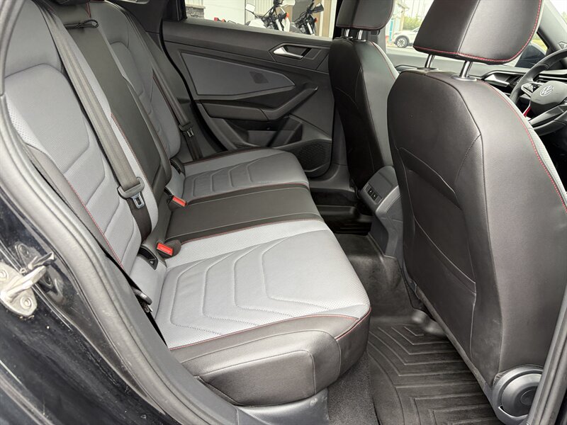 2025 Volkswagen Jetta GLI Autobahn - Photo 17 - Clarenville, NL A5A 2C4