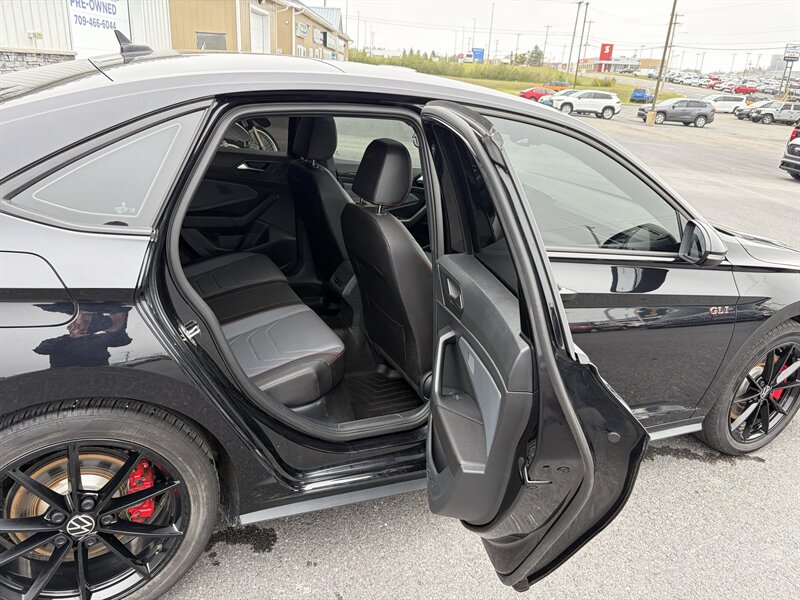 2025 Volkswagen Jetta GLI Autobahn - Photo 16 - Clarenville, NL A5A 2C4