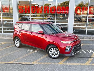 2022 Kia Soul EX   - Photo 1 - St John's, NL A1B 1C2