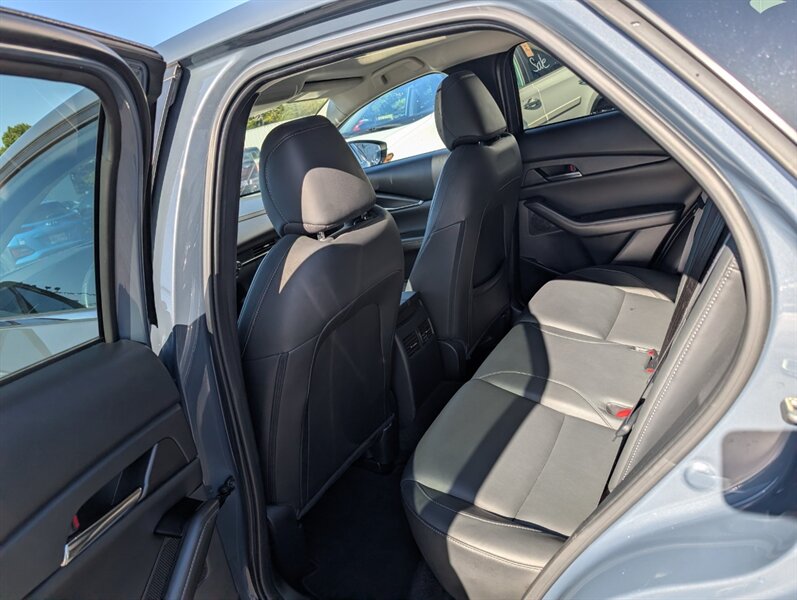 2024 Mazda CX-30 2.5 S Preferred w/ Luxury Package - Photo 8 - St John's, NL A1B 1C2