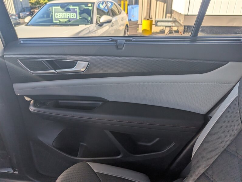 2025 Volkswagen Atlas Peak Edition 4Motion - Photo 11 - St John's, NL A1B 1C2