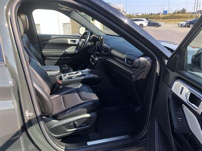 2022 Ford Explorer Platinum   - Photo 6 - Clarenville, NL A5A 2C4