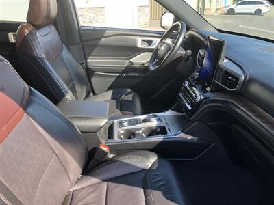 2022 Ford Explorer Platinum   - Photo 9 - Clarenville, NL A5A 2C4