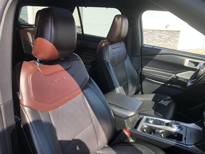 2022 Ford Explorer Platinum   - Photo 7 - Clarenville, NL A5A 2C4