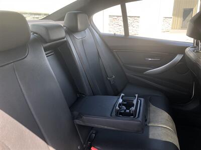 2018 BMW 330i xDrive   - Photo 14 - Clarenville, NL A5A 2C4