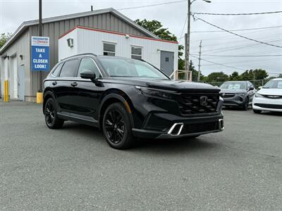 2023 Honda CR-V Hybrid Sport Touring   - Photo 3 - St John's, NL A1B 1C2