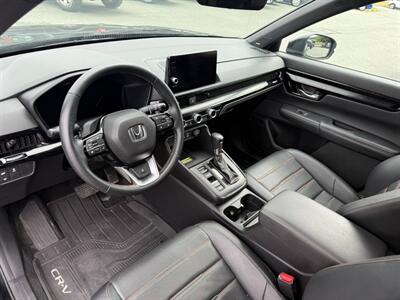 2023 Honda CR-V Hybrid Sport Touring   - Photo 24 - St John's, NL A1B 1C2