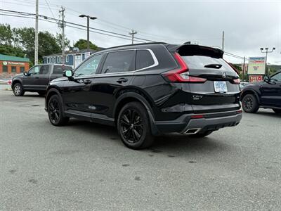 2023 Honda CR-V Hybrid Sport Touring   - Photo 7 - St John's, NL A1B 1C2