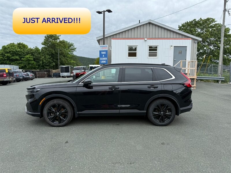 2023 Honda CR-V Hybrid Sport Touring - Photo 1 - St John's, NL A1B 1C2