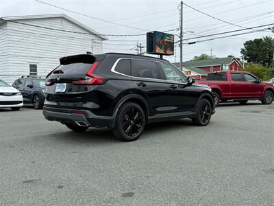 2023 Honda CR-V Hybrid Sport Touring   - Photo 5 - St John's, NL A1B 1C2