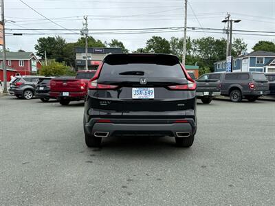 2023 Honda CR-V Hybrid Sport Touring   - Photo 6 - St John's, NL A1B 1C2