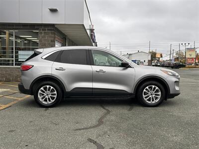 2022 Ford Escape SE   - Photo 4 - St John's, NL A1B 1C2