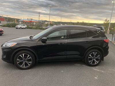 2022 Ford Escape SE   - Photo 3 - Clarenville, NL A5A 2C4