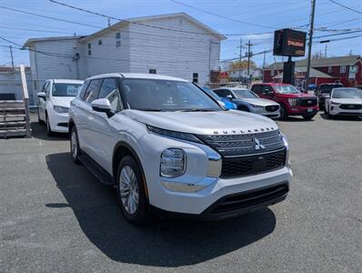 2024 Mitsubishi Outlander ES 7 Seater   - Photo 5 - St John's, NL A1B 1C2