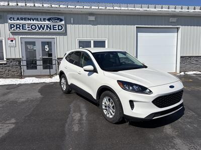 2021 Ford Escape SE   - Photo 2 - Clarenville, NL A5A 2C4